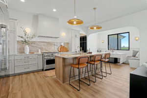 Kitchen area with breakfast nook 