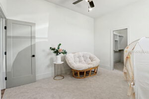 Guest bedroom with closet